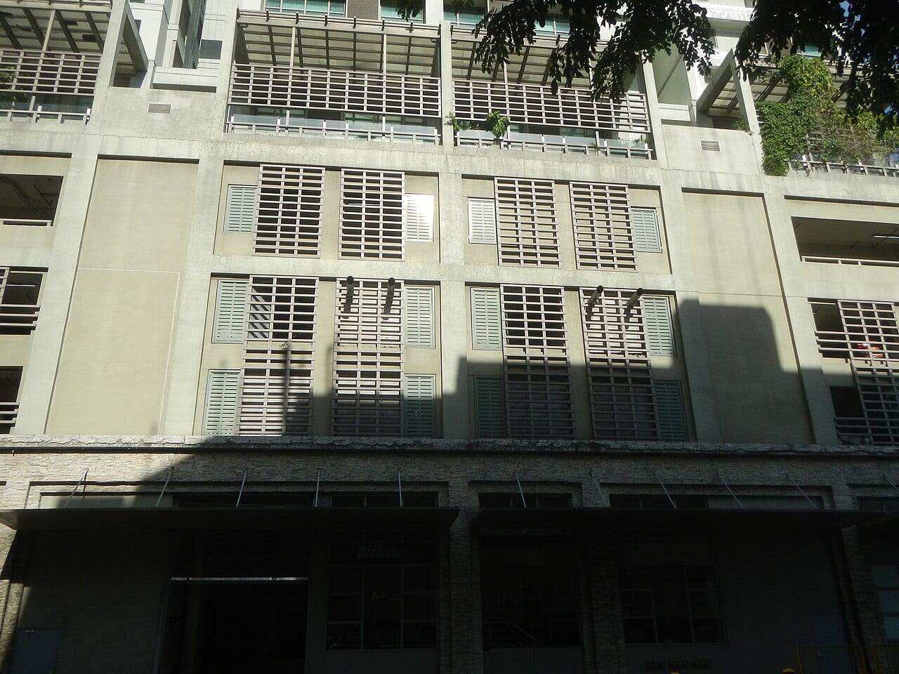 The Residences at Greenbelt — San Lorenzo Tower